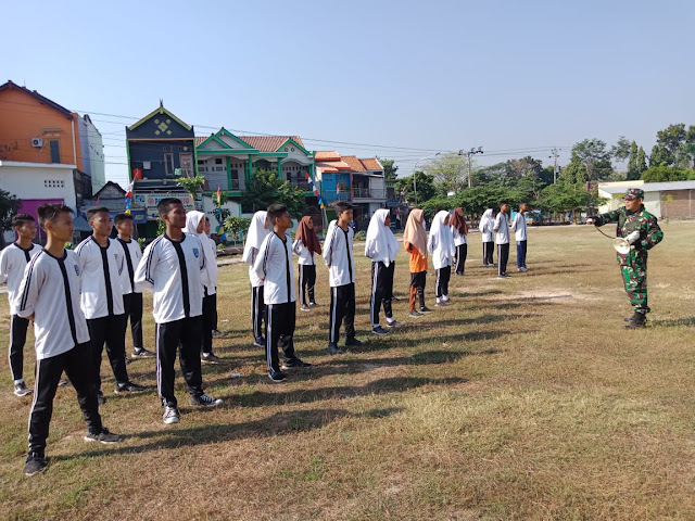 Babinsa Sumberlawang Latih Paskibraka Babinsa Sumberlawang Latih Paskibraka