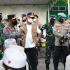 Tinjau Bangkalan Bareng Panglima TNI, Kapolri Paparkan Langkah Selamatkan Warga dari Risiko Covid-19 