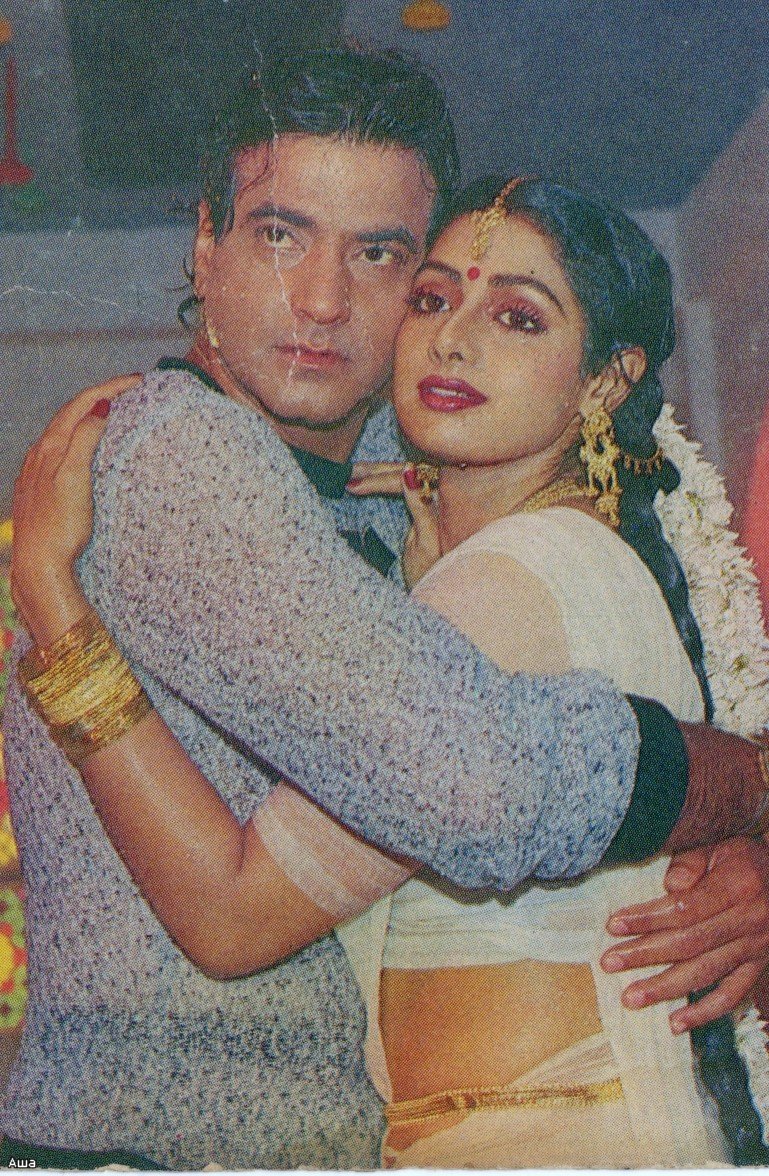 Sridevi Soaps and suds party? Jeetendra and Sridevi did it back in