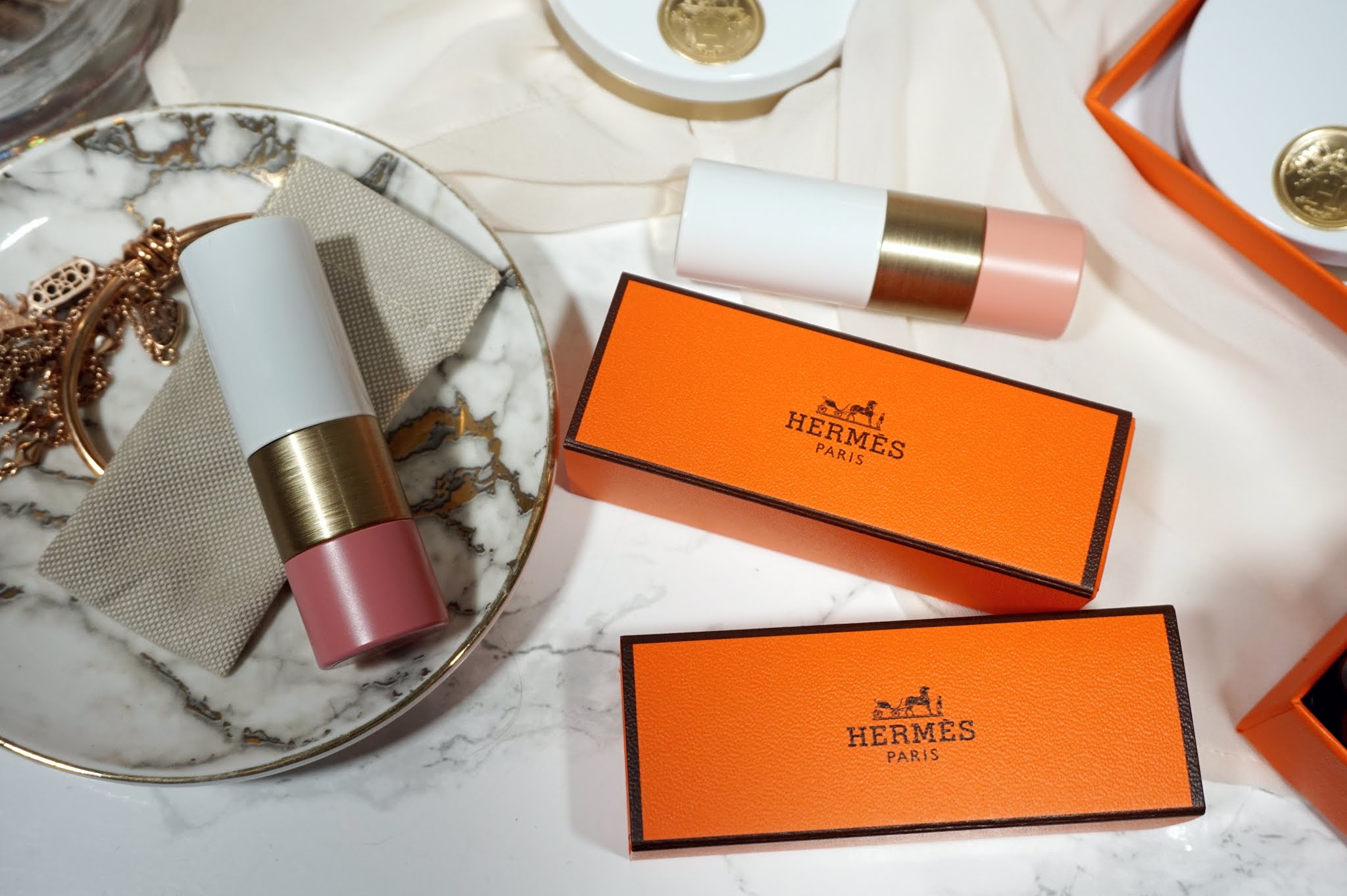  Review Hermès Rose Hermès Tinted Lip Enhancer Balm PRETTY IS MY