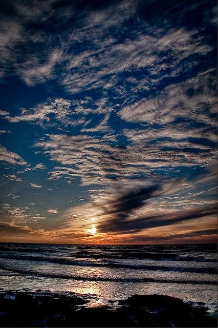 Clearwater Beach, Florida, USA | 10 Places to See Beautiful Sunset Around The World Clearwater Beach, Florida, USA | 10 Places to See Beautiful Sunset Around The World
