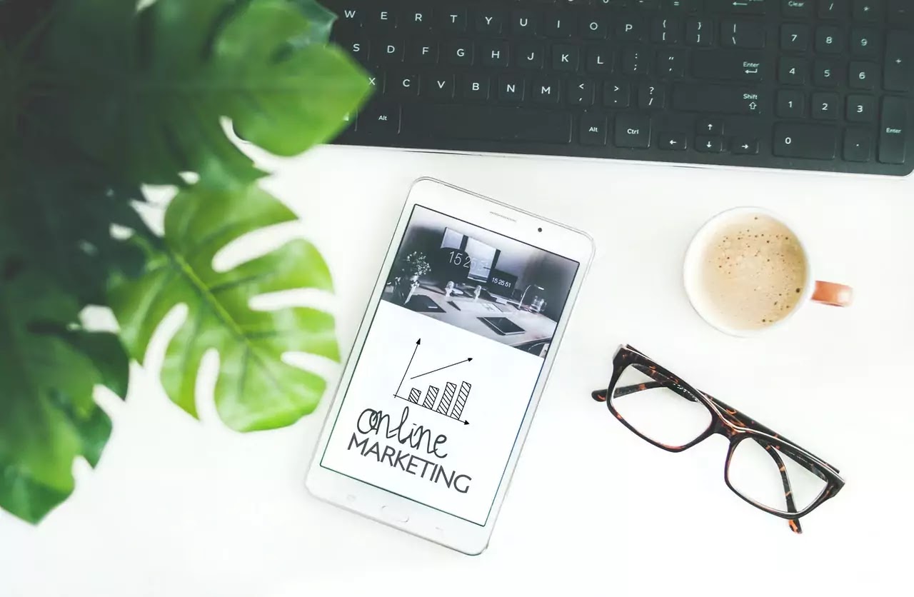 Facebook marketing images