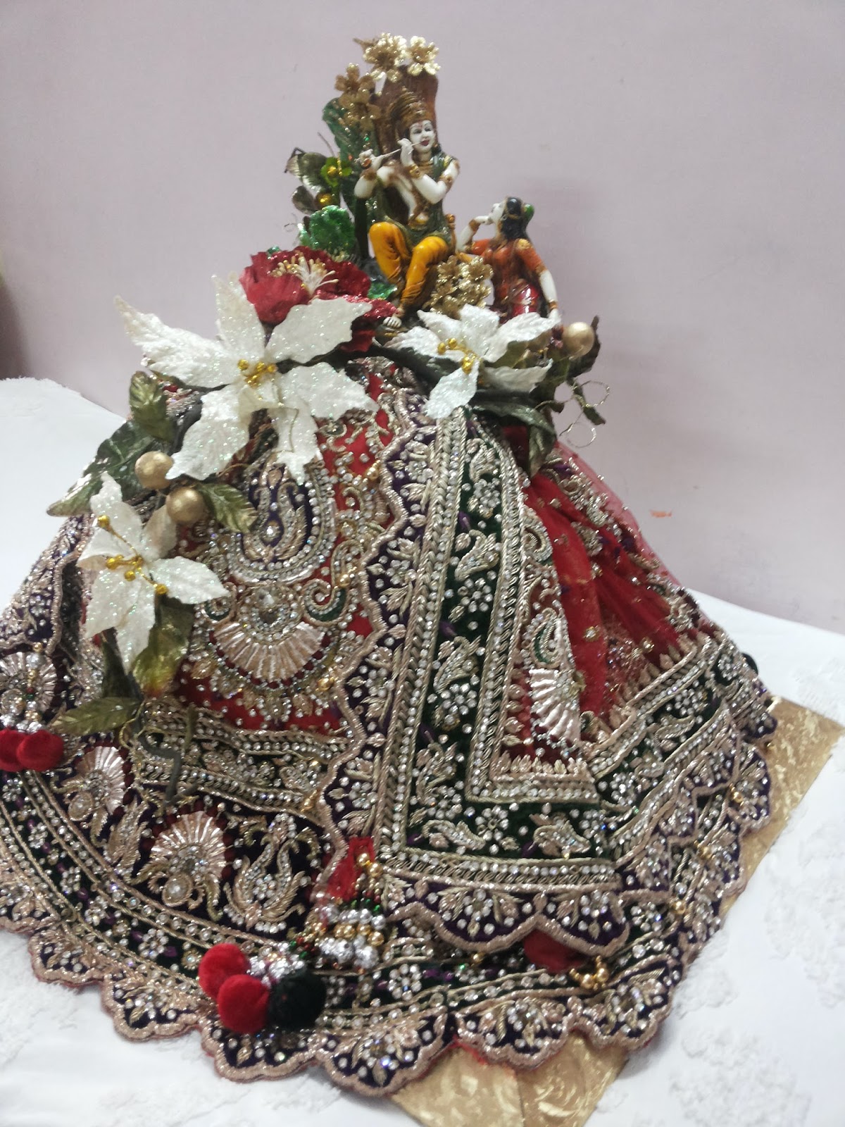 Rose n Wrap Bridal Lehenga Packing on Radha Krishna Theme