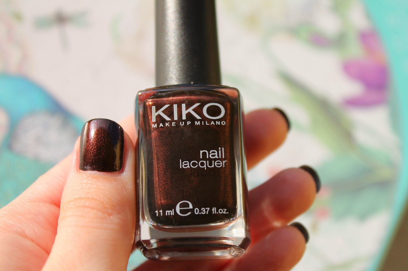 Лак для черных волос. Kiko 44 лак свотчи. Лак для ногтей Кико. База для ногтей Кико. Лак для ногтей Кико 674 отзывы.
