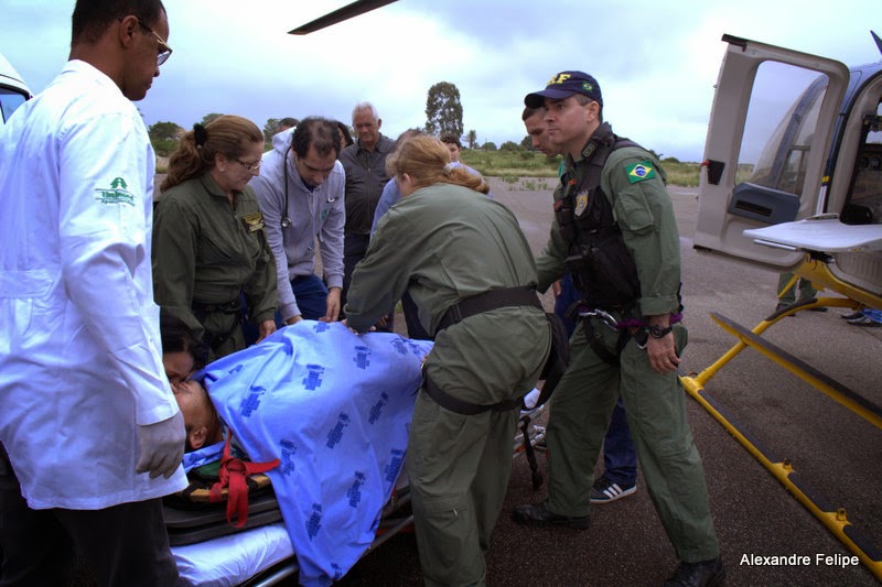 V&C Garanhuns PRF remove paciente de