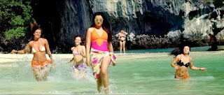 Tamil Actress Trisha Bikini Pictures 6
