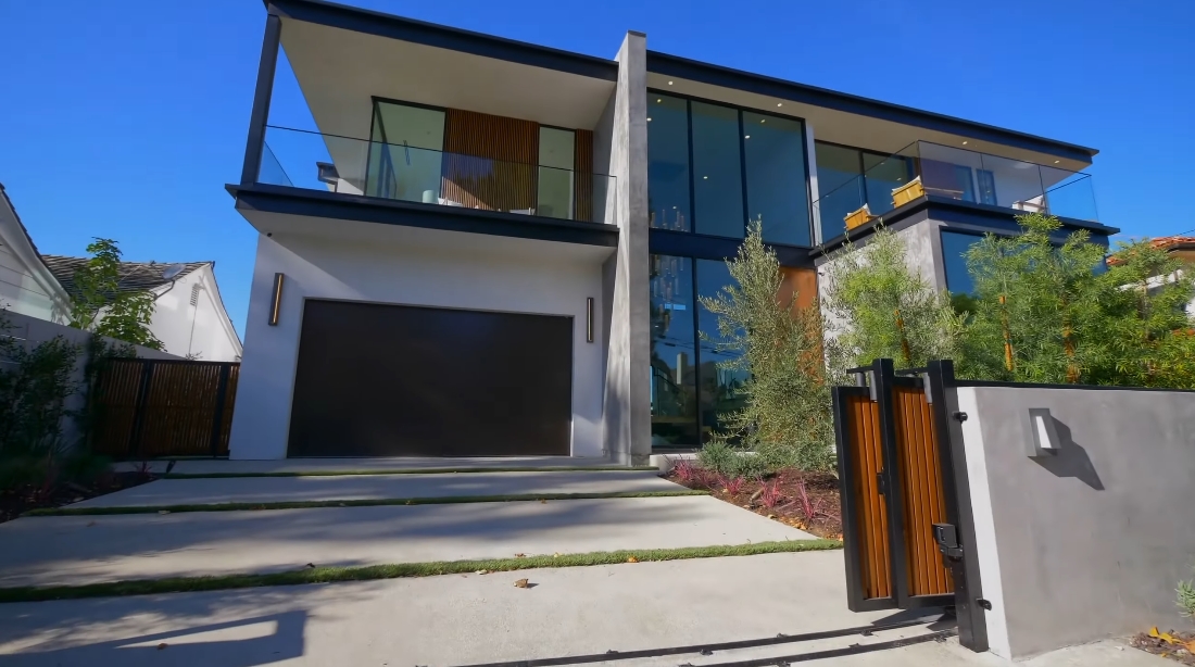 32 Interior Design Photos vs. 2103 Linda Flora Dr, Los Angeles, CA Luxury Home Tour