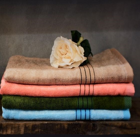 KHĂN TẮM TRE NHỠ