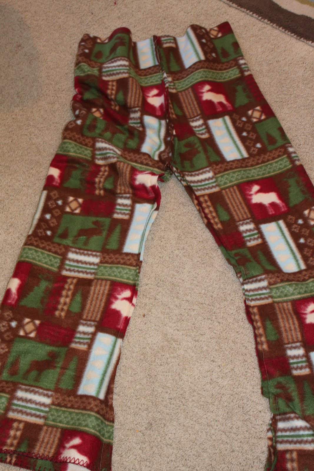 Tutorial Tuesday: Christmas Pajamas - Keeping it Simple