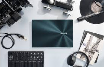 Asus ZenBook Pro Duo 15 OLED (UX582)