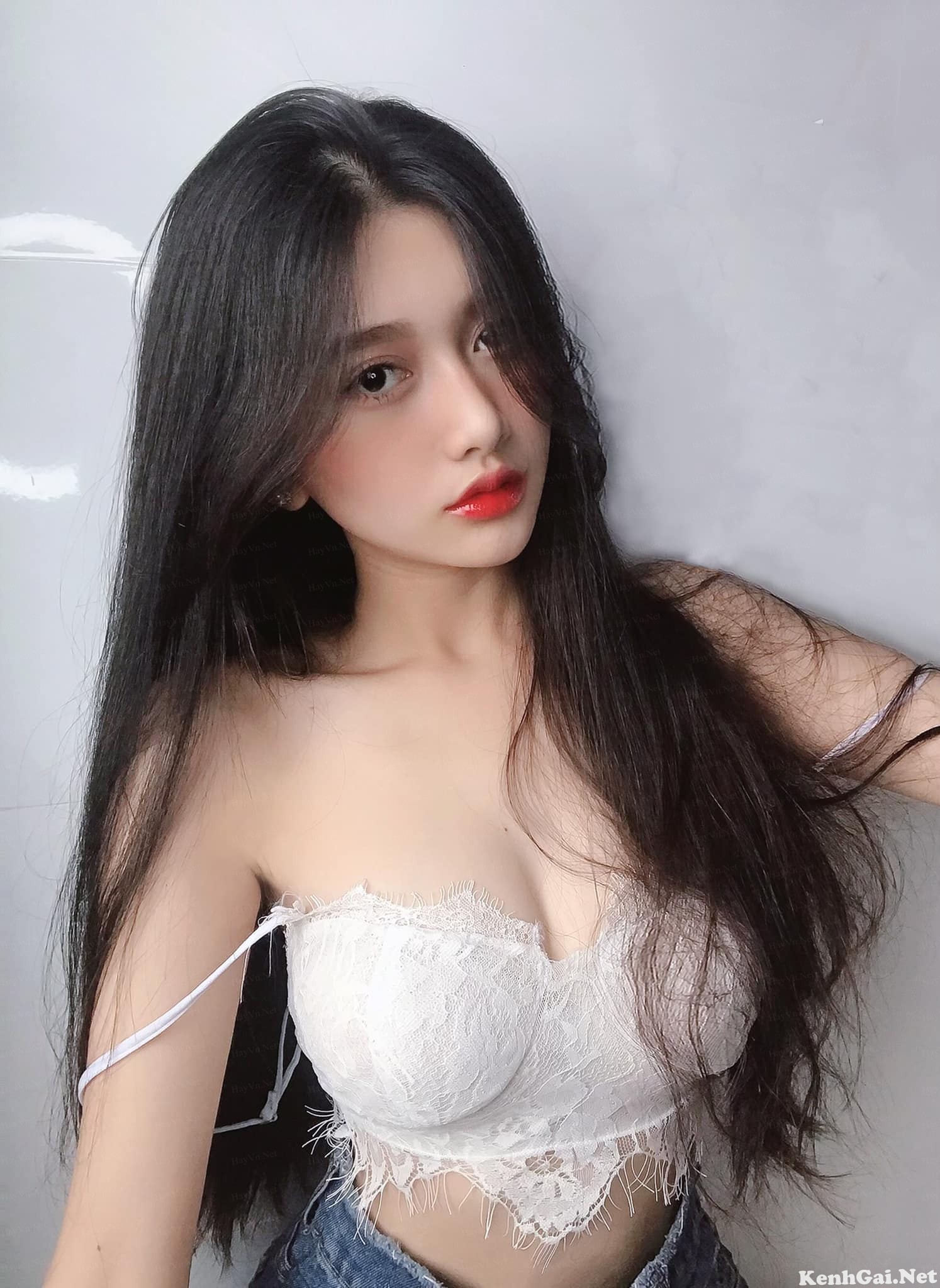 Lê Thùy Trang: 1 chiếc nữ sinh cực xịn^^