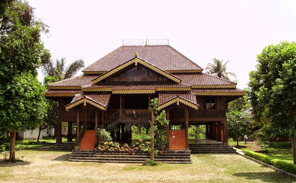 1 Menilik Gambar Rumah Adat Lampung Bernilai Sejarah Mewarnai