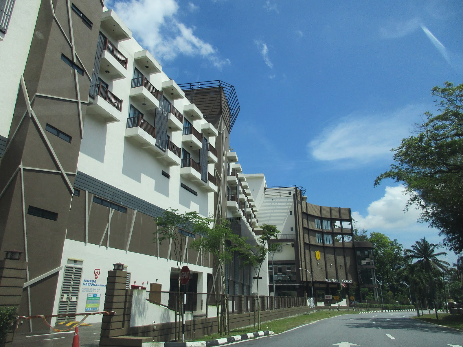 My Reality Bites Hotel Grand Baron, Taiping