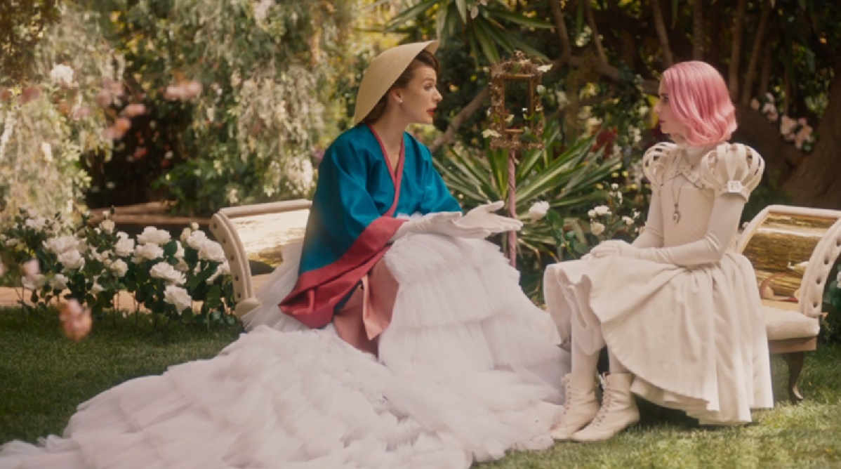 Últimas Tendencias Tráiler de PARADISE HILLS protagonizada por Emma