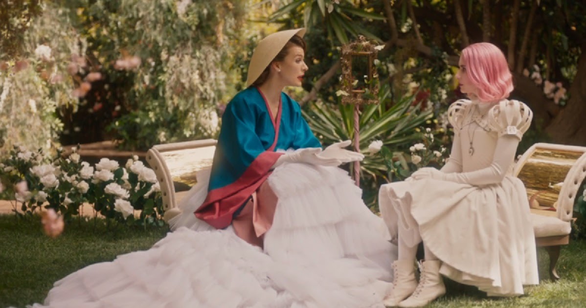 Últimas Tendencias Tráiler de PARADISE HILLS protagonizada por Emma