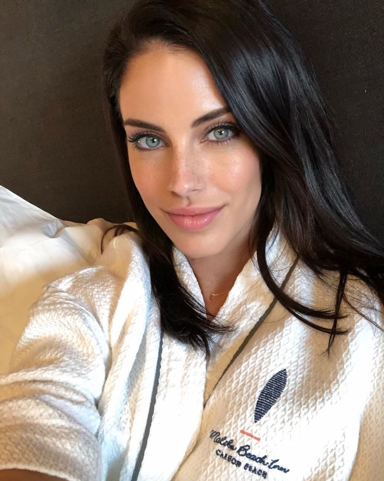 jessica lowndes social media 07 09 2019 0 0 wednesday july 10 2019 edit