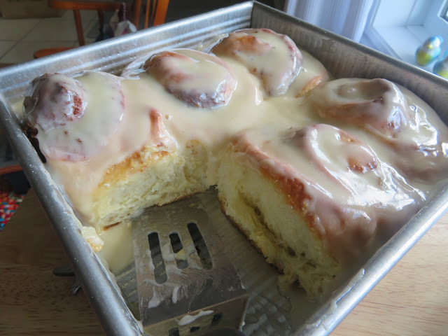 Cinnamon Rolls (Yeast, small batch)