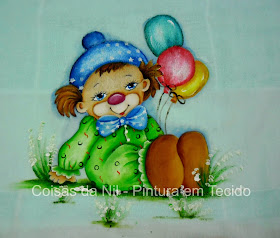 Fralda pintada com palhacinho e balões