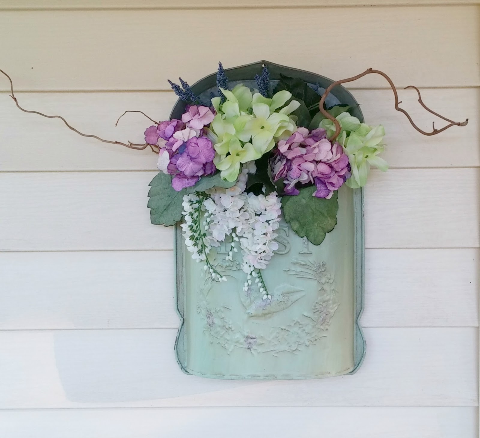 Repurposed Vinyl Tablecloth Pillows Little Vintage Cottage