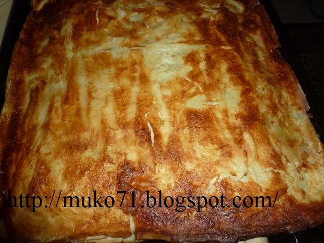 mutfaktan ve hayattan paylaşımlarım BAKLAVALIK YUFKADAN ISPANAKLI BÖREK