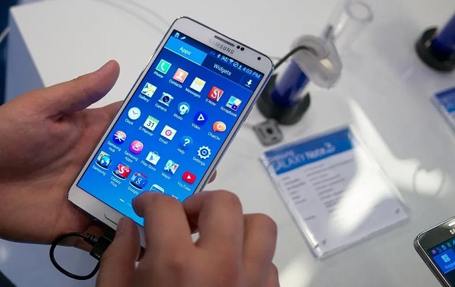 Contoh Teks Negosiasi Membeli Smartphone
