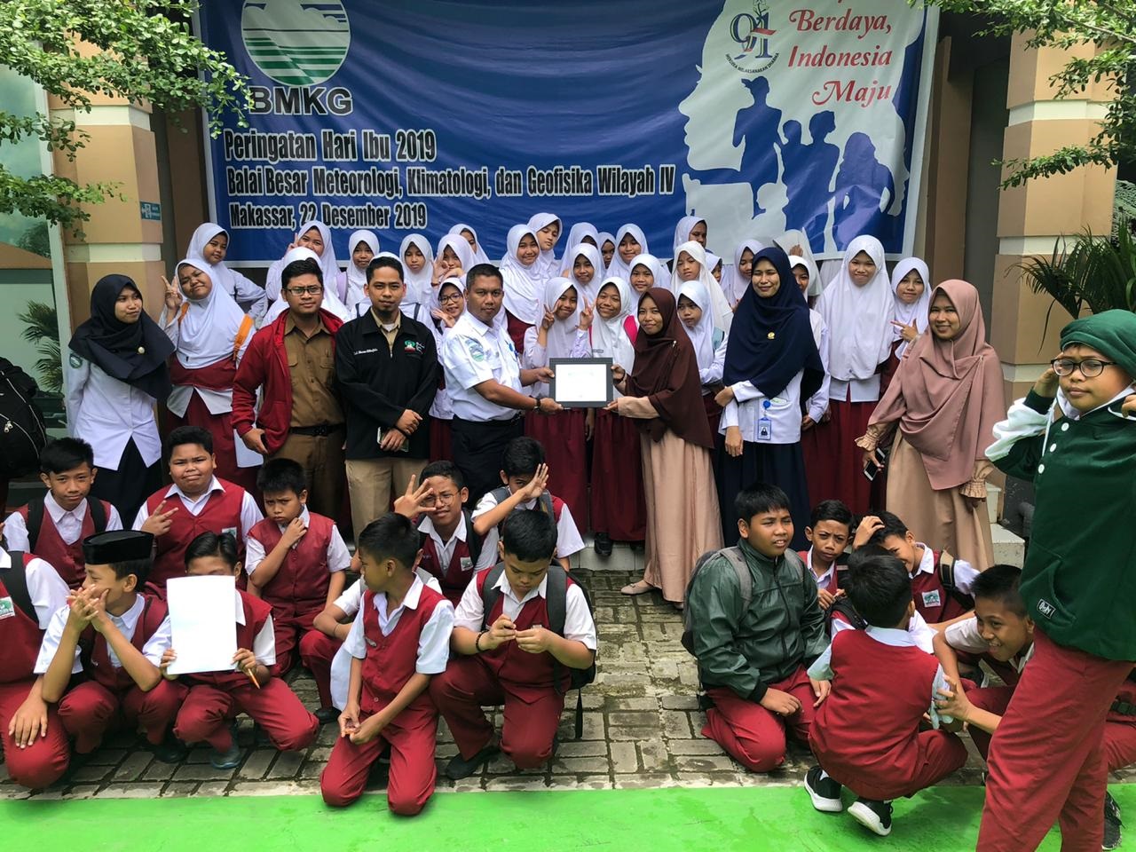 Syarat-Syarat Guru Profesional Syarat Guru Profesional