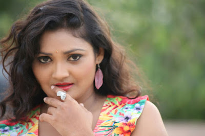 Vasavi Reddy Photos 