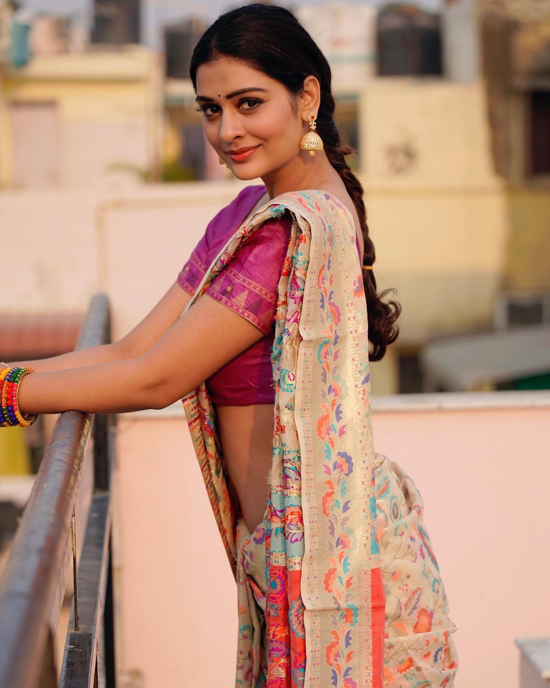 saree pics