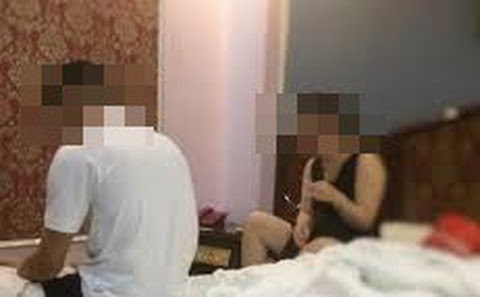 Clip cô giáo ngọc hà quan hệ với học sinh 4