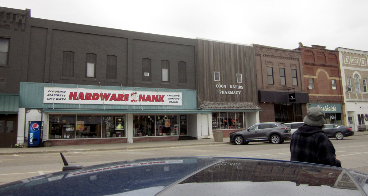 Coon Rapids... IOWA!!