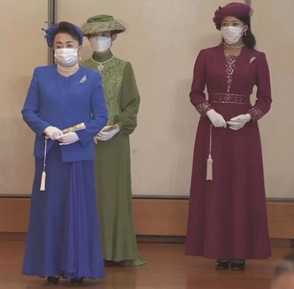 Emperor Naruhito, Empress Masako, Princesses Mako, Kako, Akiko, Yoko, Takamako, Tsuguko, Hanako, Tomohito, Prince Akishino and Princess Kiko
