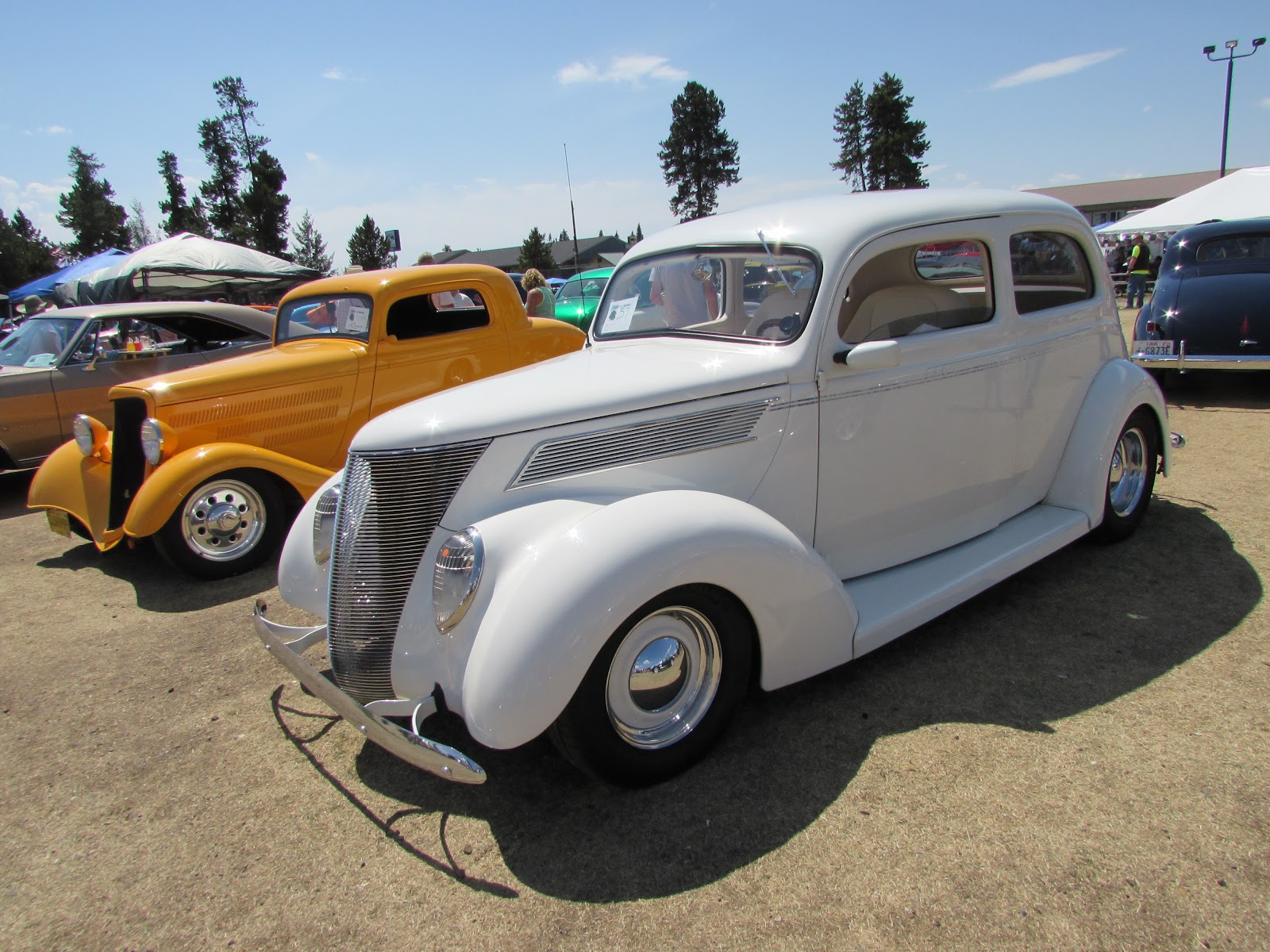 Reel Rods Inc. SHOP UPDATE West Yellowstone car show