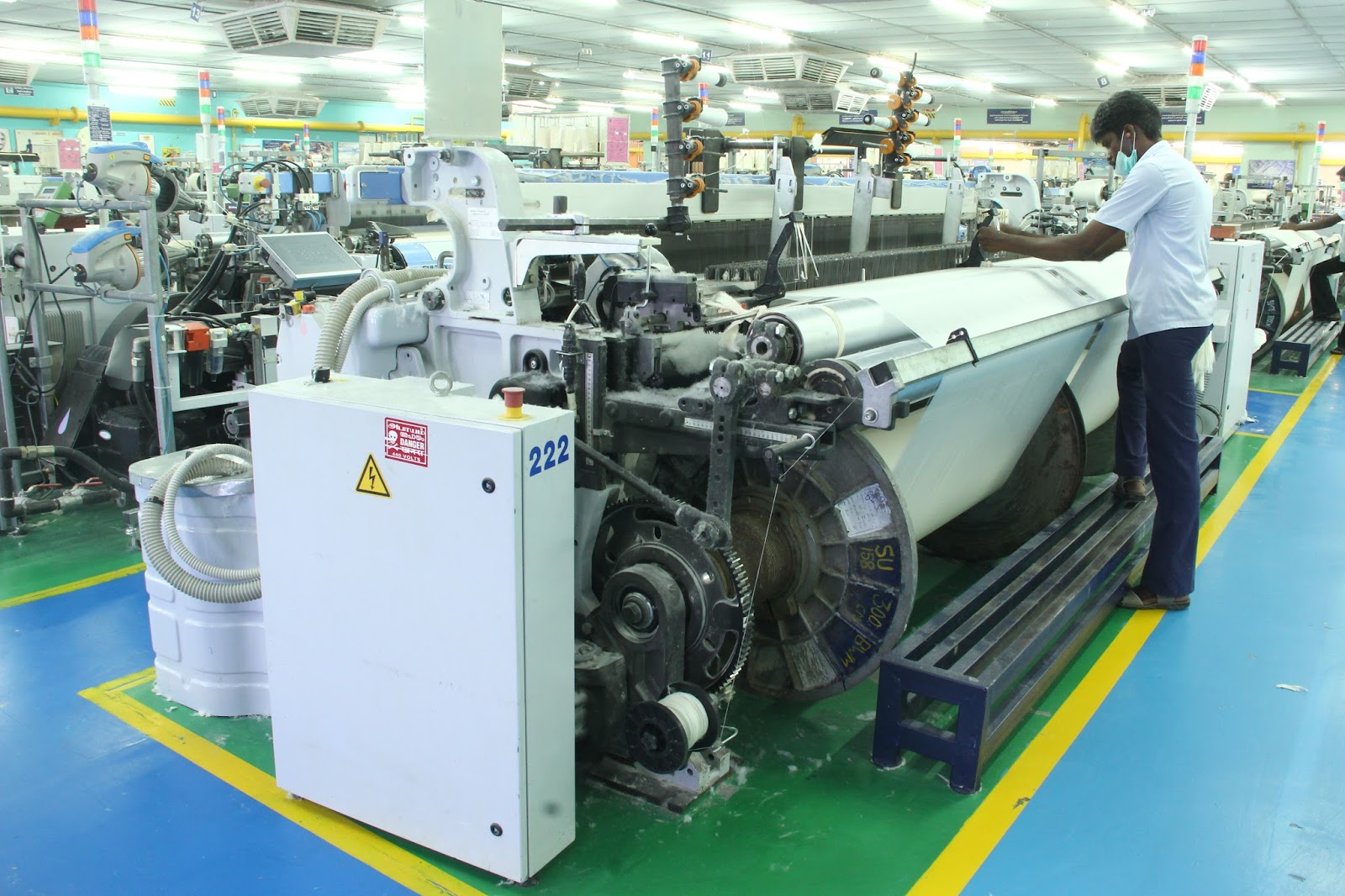 Woven Fabric Manufacturers