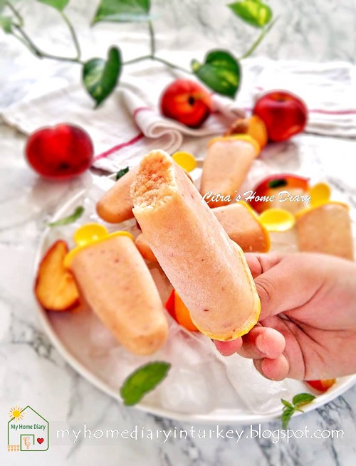 Peach Frozen Yogurt Popsicles| Çitra's Home Diary. #frozenyogurt #popsicles #peachpopsicles #esbuahpersik #şeftali #peachfrozenyogurt #turkishyogurt #summerrecipe #inseasonsummer #fresh