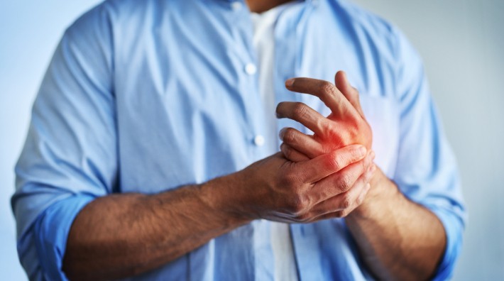 Tingling in the hands or feet can be associated with COVID-19, but not the way you may think Tingling in the hands or feet can be associated with COVID-19, but not the way you may think