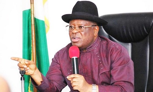 ‘Umahi not showing symptoms, working from isolation’
