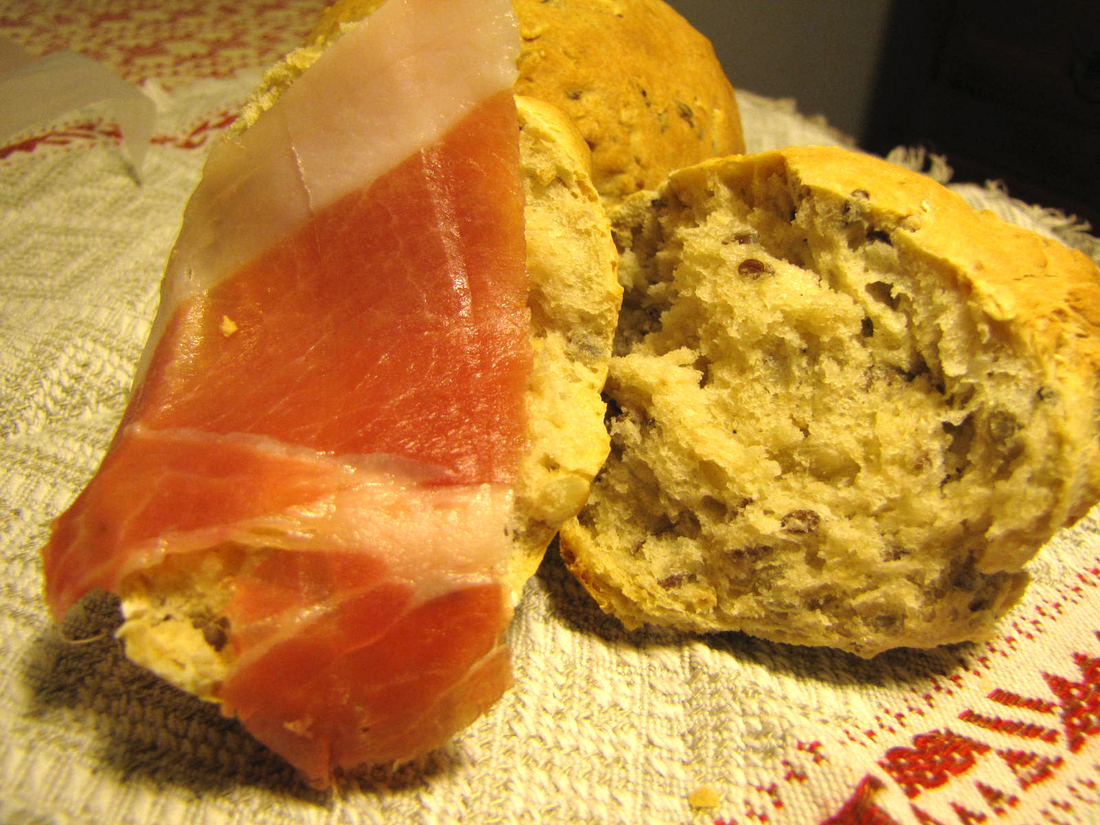 Sapori a Morsi Semplicemente...pane e prosciutto