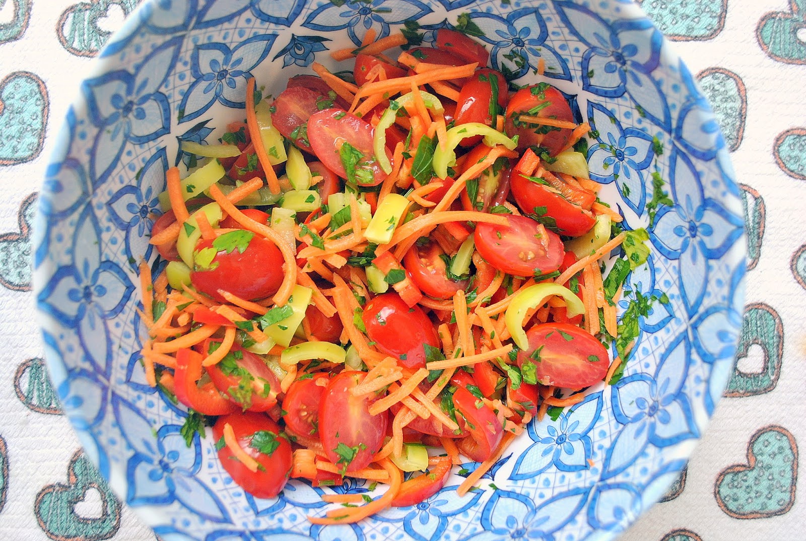 Spicy Tomato & Carrot Salad (Salada Apimentada de Tomate & Cenoura