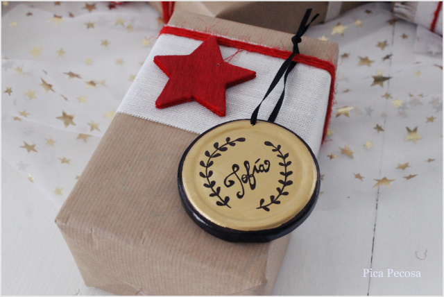 tapas-botes-pintadas-decoracion-navidad-falsas-rodajas-madera-etiqueta-regalo