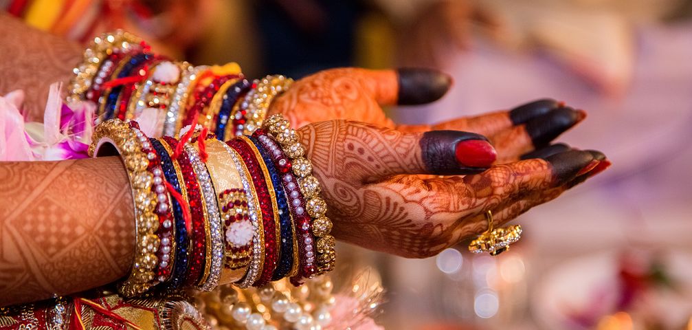Karwa Chauth Mehndi Designs