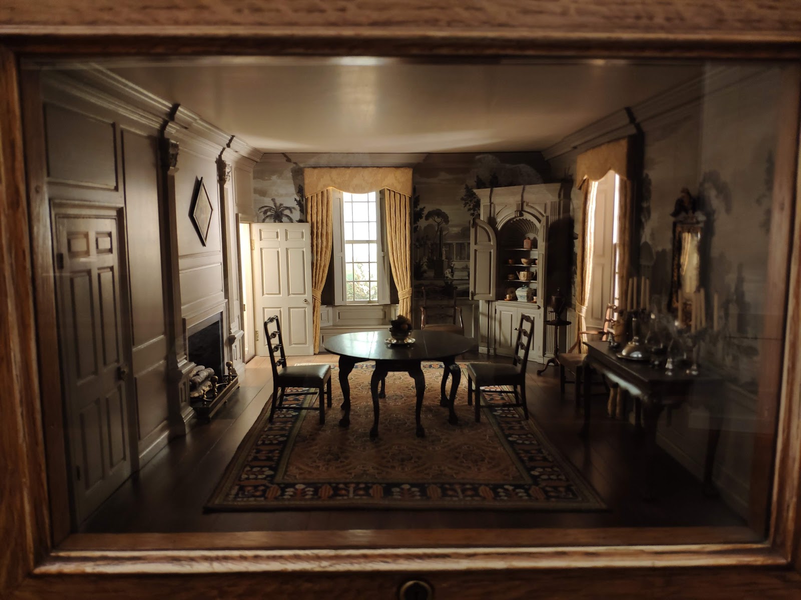 Entrevoir Thorne Miniature Rooms The Art Institute Of Chicago