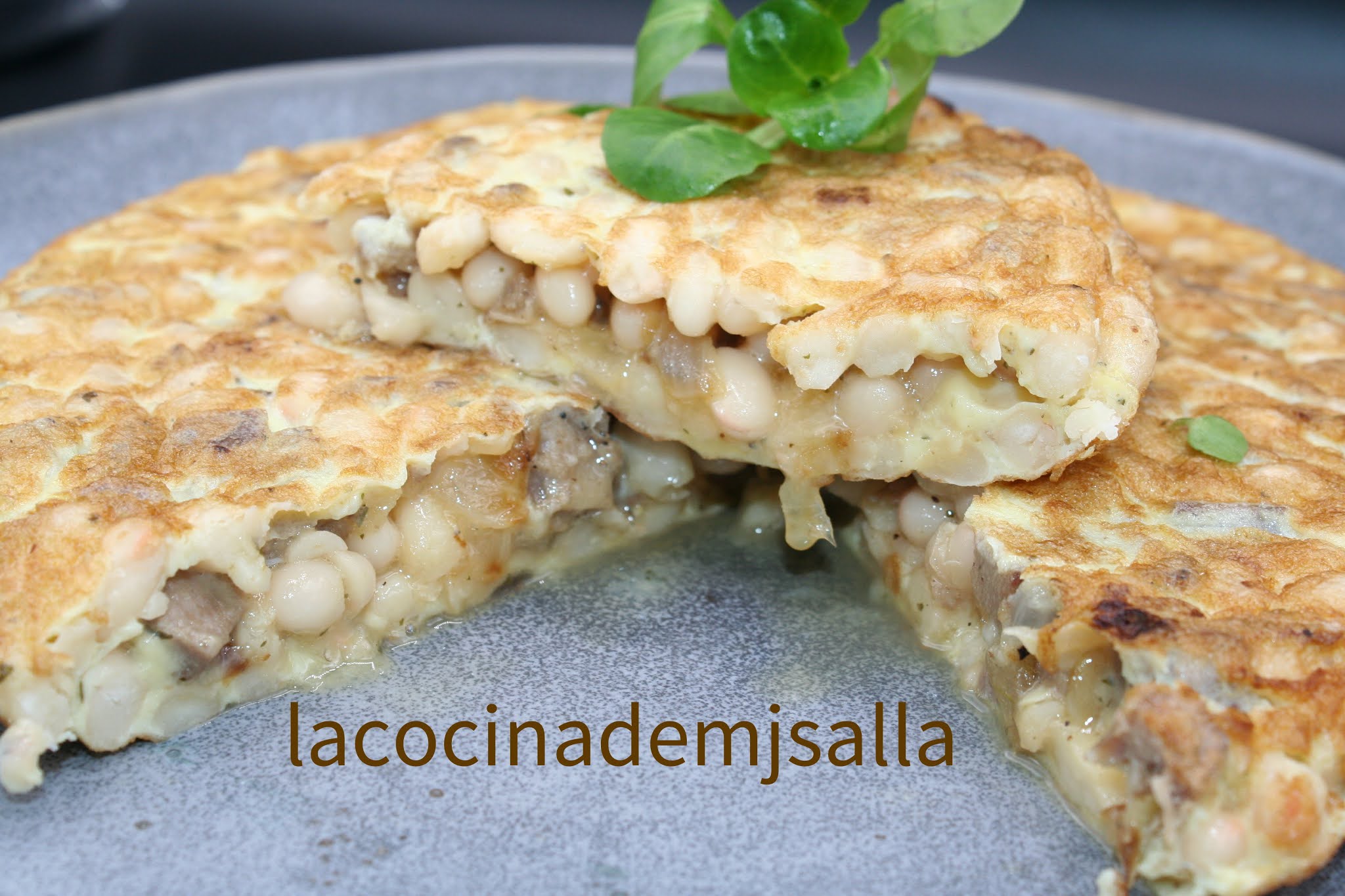 TORTILLA DE BUTIFARRA BLANCA Y JUDIAS