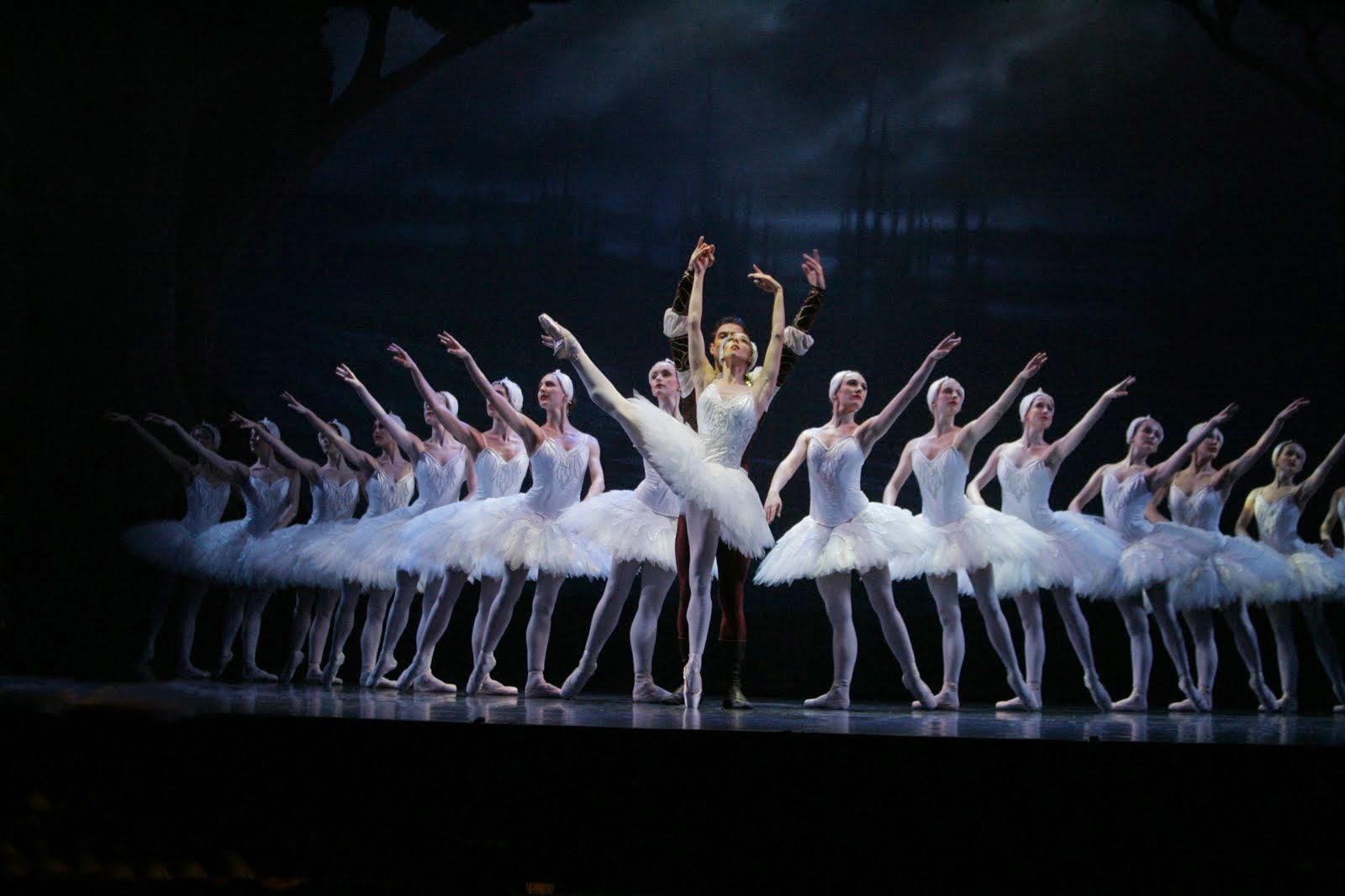 100 балерин песня