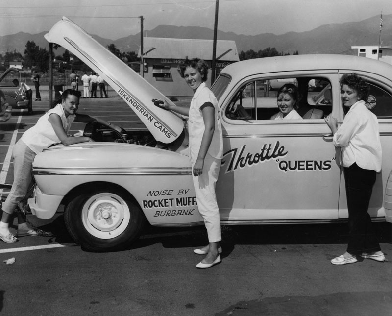 Who Says Girls Can't Repair Cars? Check Out These 21 Amazing