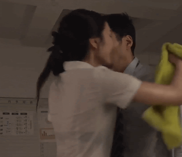 비에 젖은 혼조 스즈