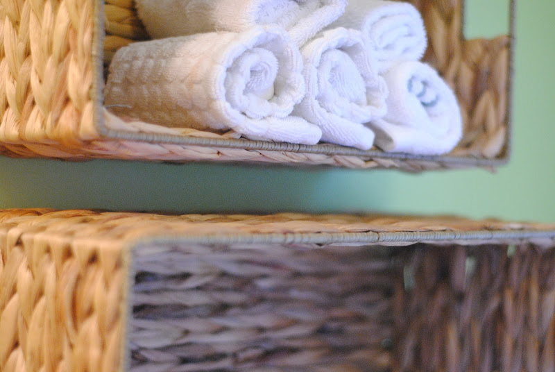 Easy Bathroom Towel Storage Idea