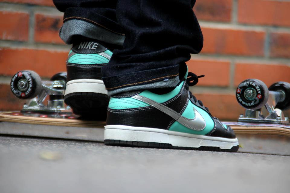 TODAYSHYPE: SOLEHYPE: 100 EXAMPLES OF GREAT SNEAKER PHOTOGRAPHY