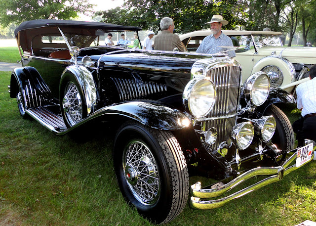 Auburn Cord Lady: Duesenberg at the ACD Meet