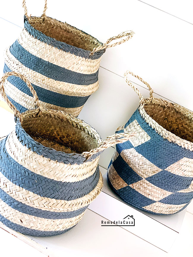 DIY Painted Seagrass Belly Baskets Remodelando la Casa