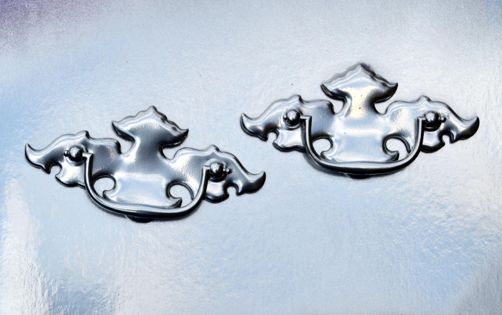 Transformation Tuesday painting a desk with metallic paint